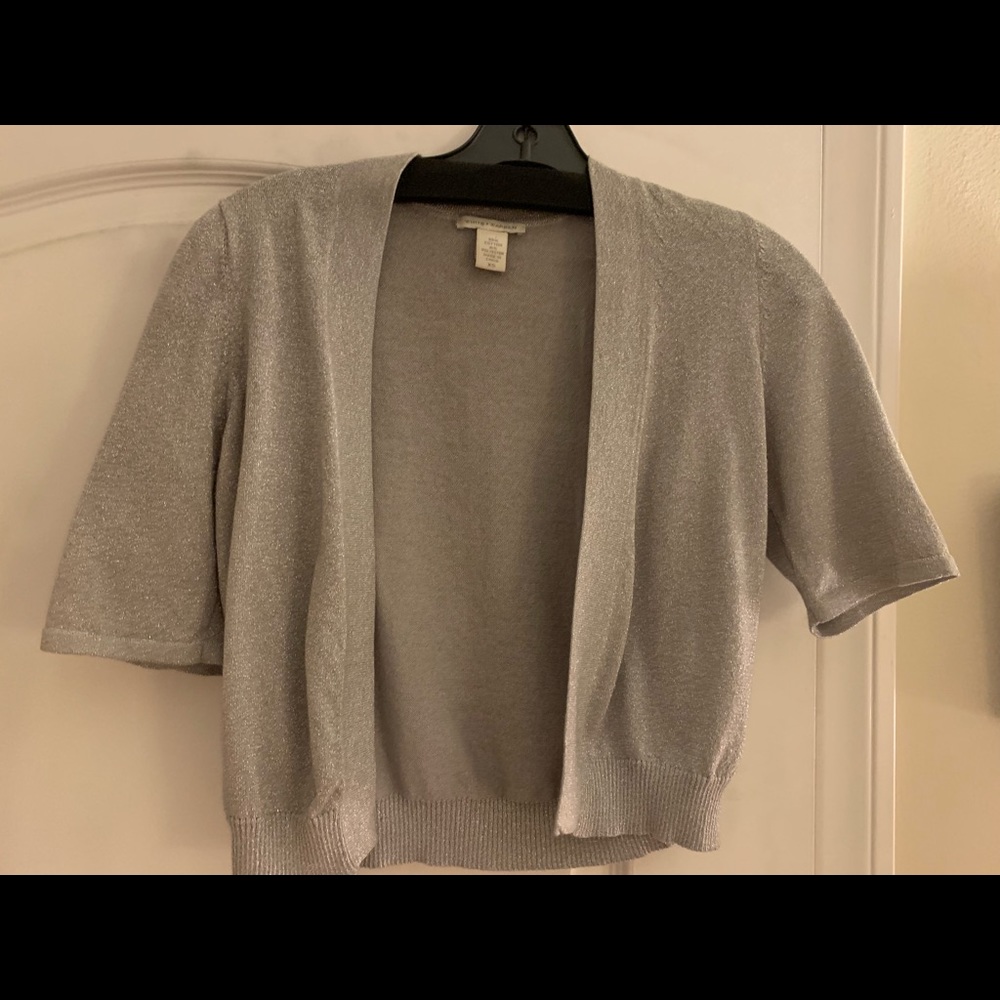 EUC Sliver White + Warren shrug with short sleeves